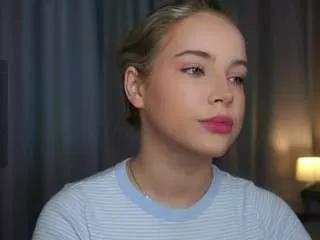 Freechat peacebunte on CamSoda