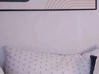 Offline phyllisdelmore on CamSoda