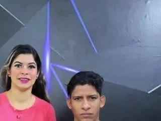 Freechat playsgirlhot on CamSoda