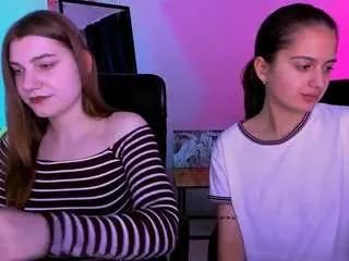 Freechat pure-radiance on CamSoda