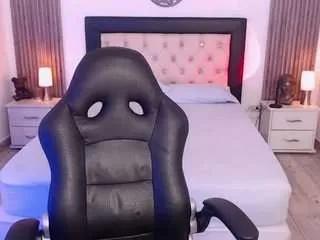 Offline red-kytty6 on CamSoda