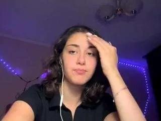 CamSoda rozellabutrick is Freechat rozellabutrick — RozellaButrick Public Chat Channel