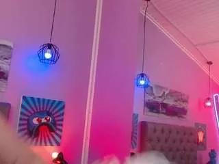 Offline sabrinaa-fox on CamSoda