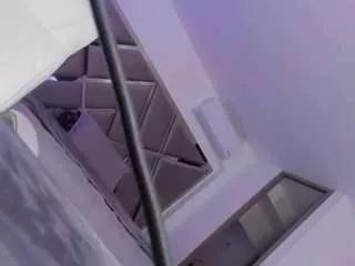 Offline salommecruz on CamSoda