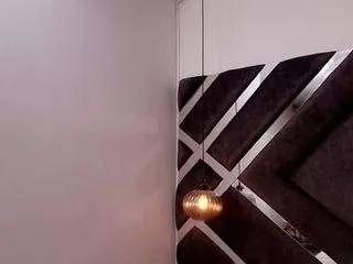 Offline sara-lop on CamSoda