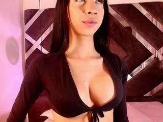 Offline sara-lop on CamSoda