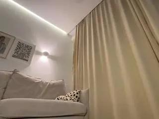 sashalong13 on CamSoda 