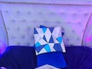 Offline scarlettblaze on CamSoda