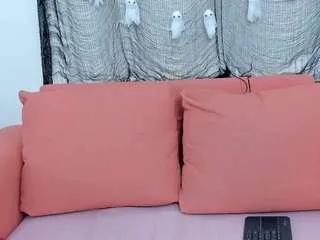 Offline scarlettrosss on CamSoda