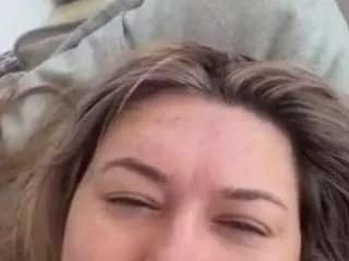 Offline sexxykimm on CamSoda