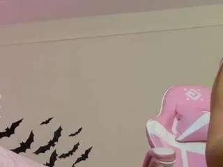 Offline shayloren on CamSoda