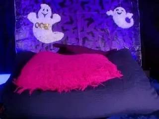 Offline shelsy-lord on CamSoda