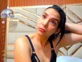 Offline sluttyandmature on CamSoda