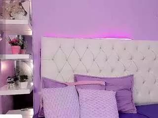 Offline sofi-hdz on CamSoda