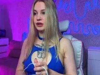 Freechat sofiakenwood on CamSoda