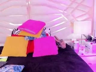 Offline sophie-newton on CamSoda