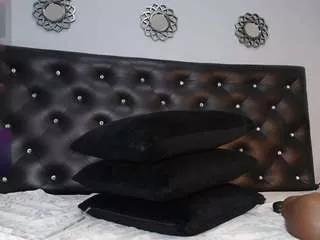 Offline sophisimpson on CamSoda