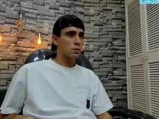 Offline stud-foxx on CamSoda