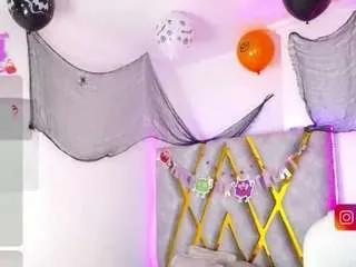 Offline susanhottye on CamSoda