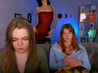 Offline suzi-love on CamSoda