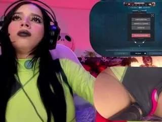 sweetiecloe — Come in and enjoy me, undress me and take control x3min [199 tokens remaining]