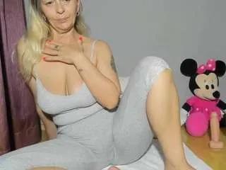 Offline sweetpussymilf03 on CamSoda