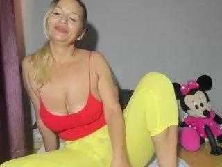 Offline sweetpussymilf03 on CamSoda