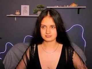 Freechat talia-seduce on CamSoda