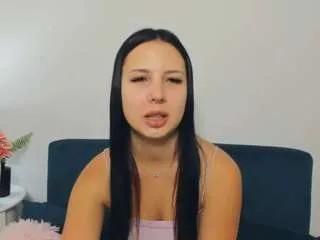 Offline taliaglowing on CamSoda