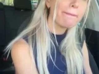 Offline tatyanalove on CamSoda