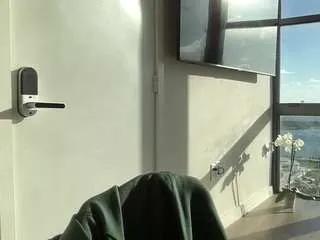 Freechat theofficalegypt1 on CamSoda