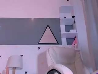 Offline tiana-glowxxx on CamSoda