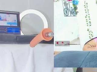 Offline tiffanny-loveee on CamSoda