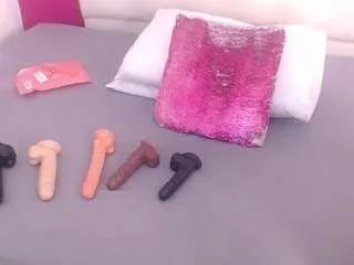 Offline tiny-whore18 on CamSoda