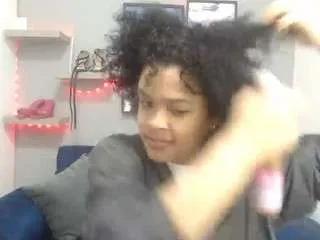 Offline vainillafuckgirl on CamSoda