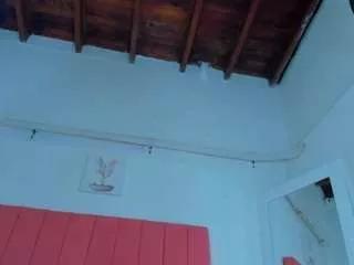 Offline valenrose0 on CamSoda