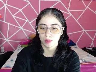 Offline valentina-12 on CamSoda