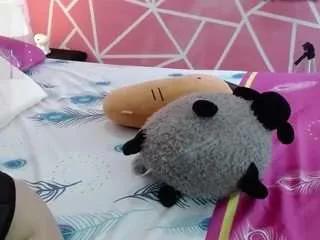 Offline valentina-12 on CamSoda