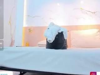 Offline valirya-devote on CamSoda