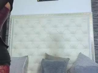 Offline vanessa-rose on CamSoda