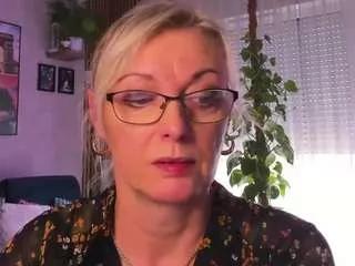 Freechat vanessasoft on CamSoda