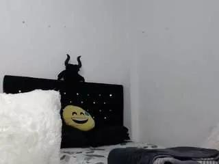 Offline venusxoxoxo on CamSoda