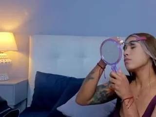 Freechat victoria-rouse on CamSoda