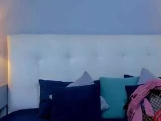 Freechat victoria-rouse on CamSoda