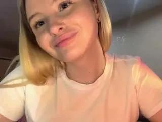 Offline victoriadavis on CamSoda