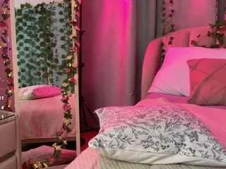 vikkimoon on CamSoda 