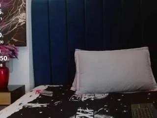 Offline violet-wish on CamSoda