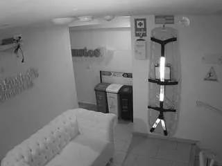 Offline voyeurcam-jb-lobby on CamSoda