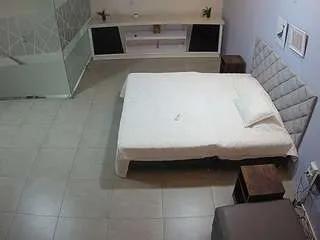 Offline voyeurcam-jb-office-1 on CamSoda