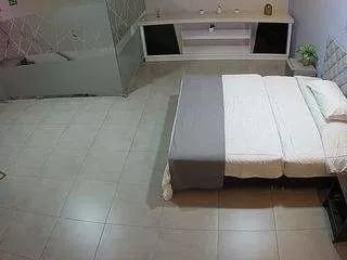 Offline voyeurcam-jb-office-1 on CamSoda